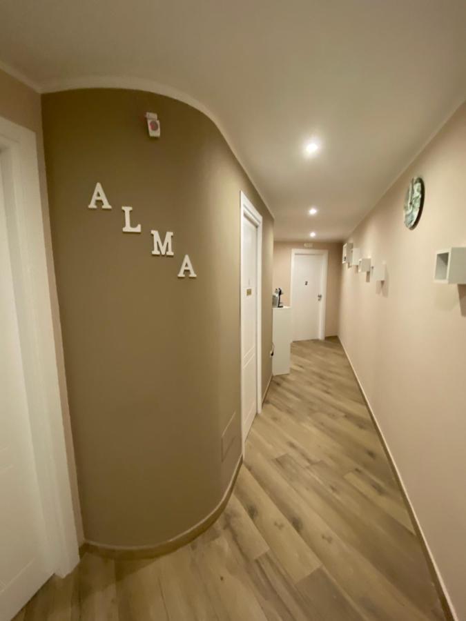 Alma B&B Home Cosenza Ngoại thất bức ảnh